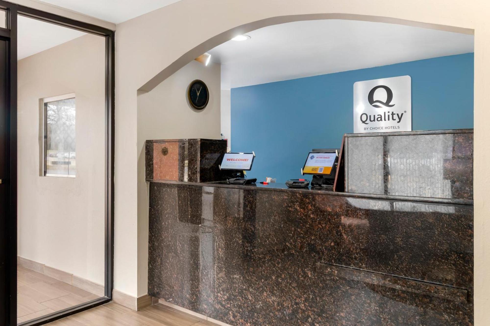 Quality & Decatur I-65 Priceville