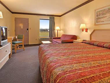 Hotel Quality & Decatur I-65 2*
